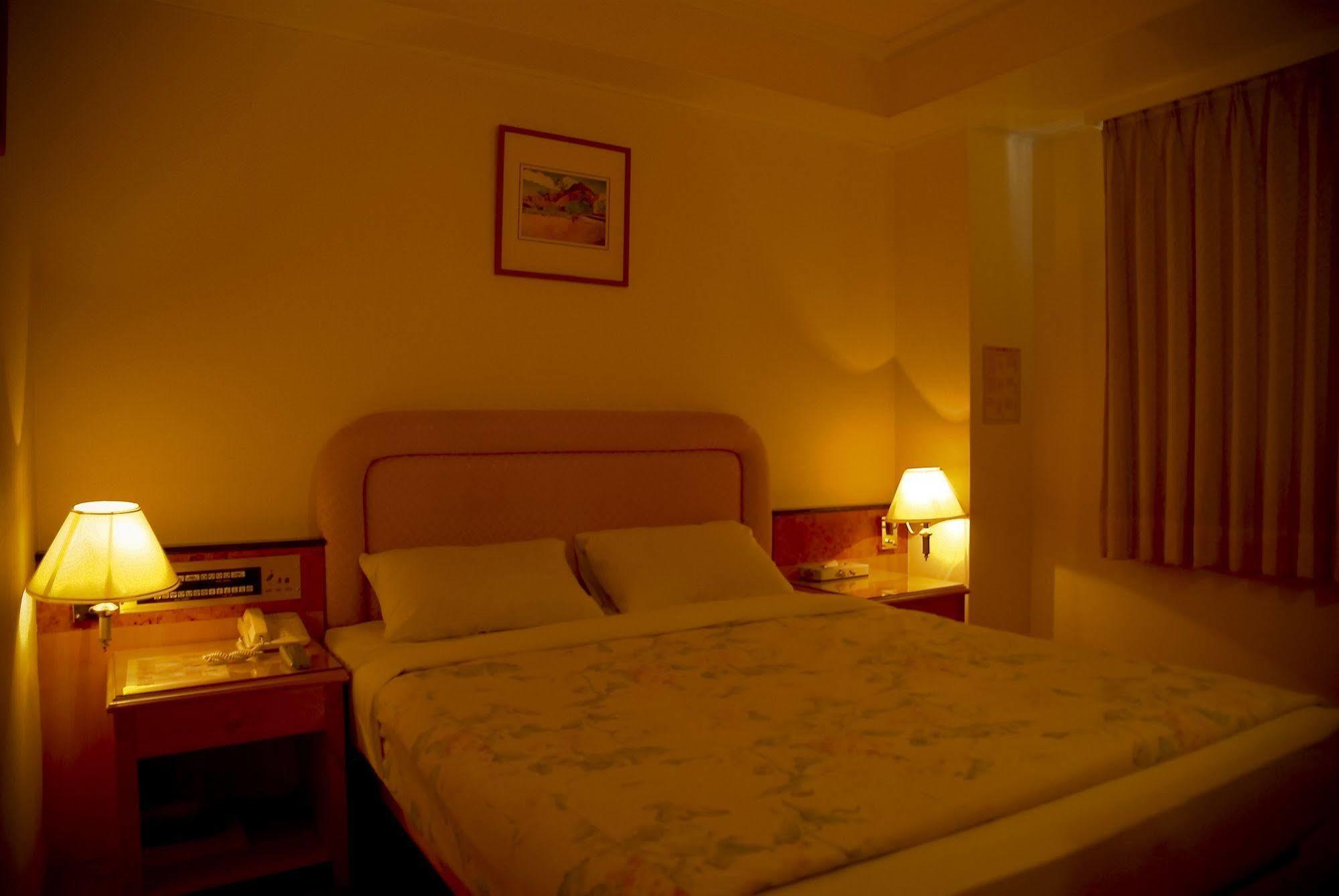 ฮาราซูรุ โฮเต็ล Hotel เถาหยวน ภายนอก รูปภาพ